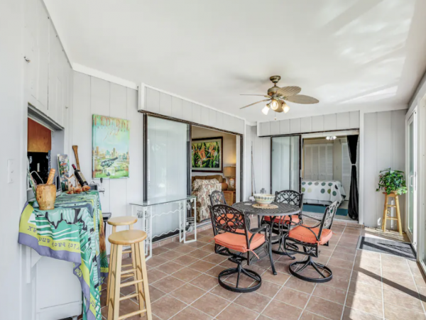 Canalfront Home with Pool, Hot Tub and Dock in Marco island